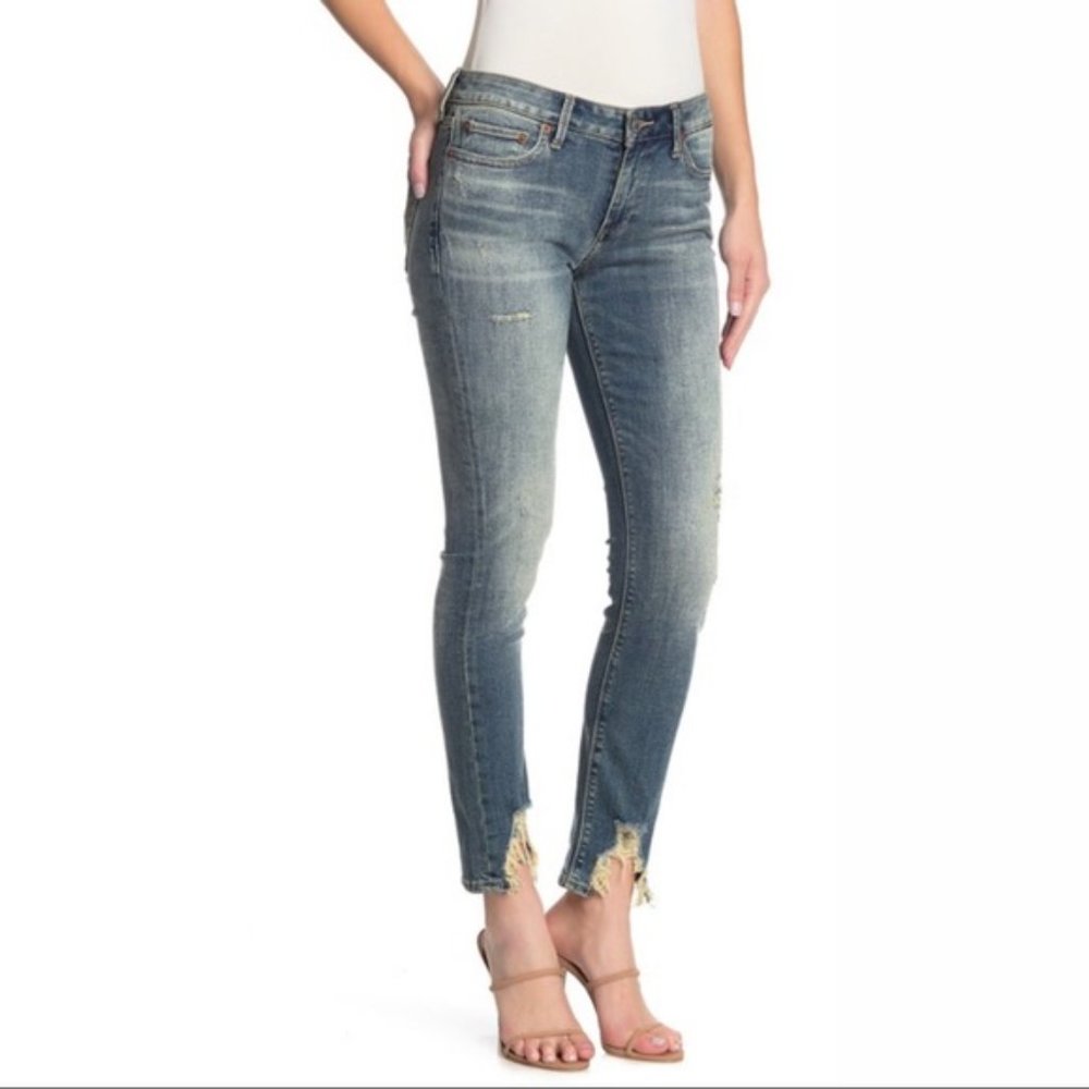 Lucky Brand Lolita Skinny Chew Hem Distressed EUC - Picture 1 of 13